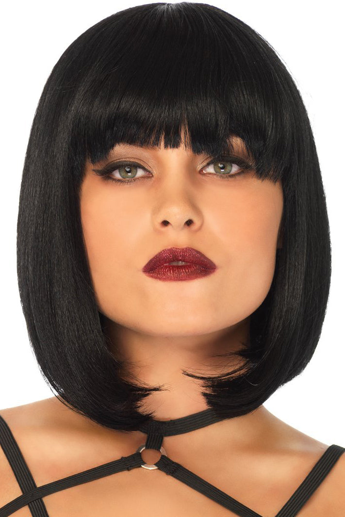 Short shop dark wig