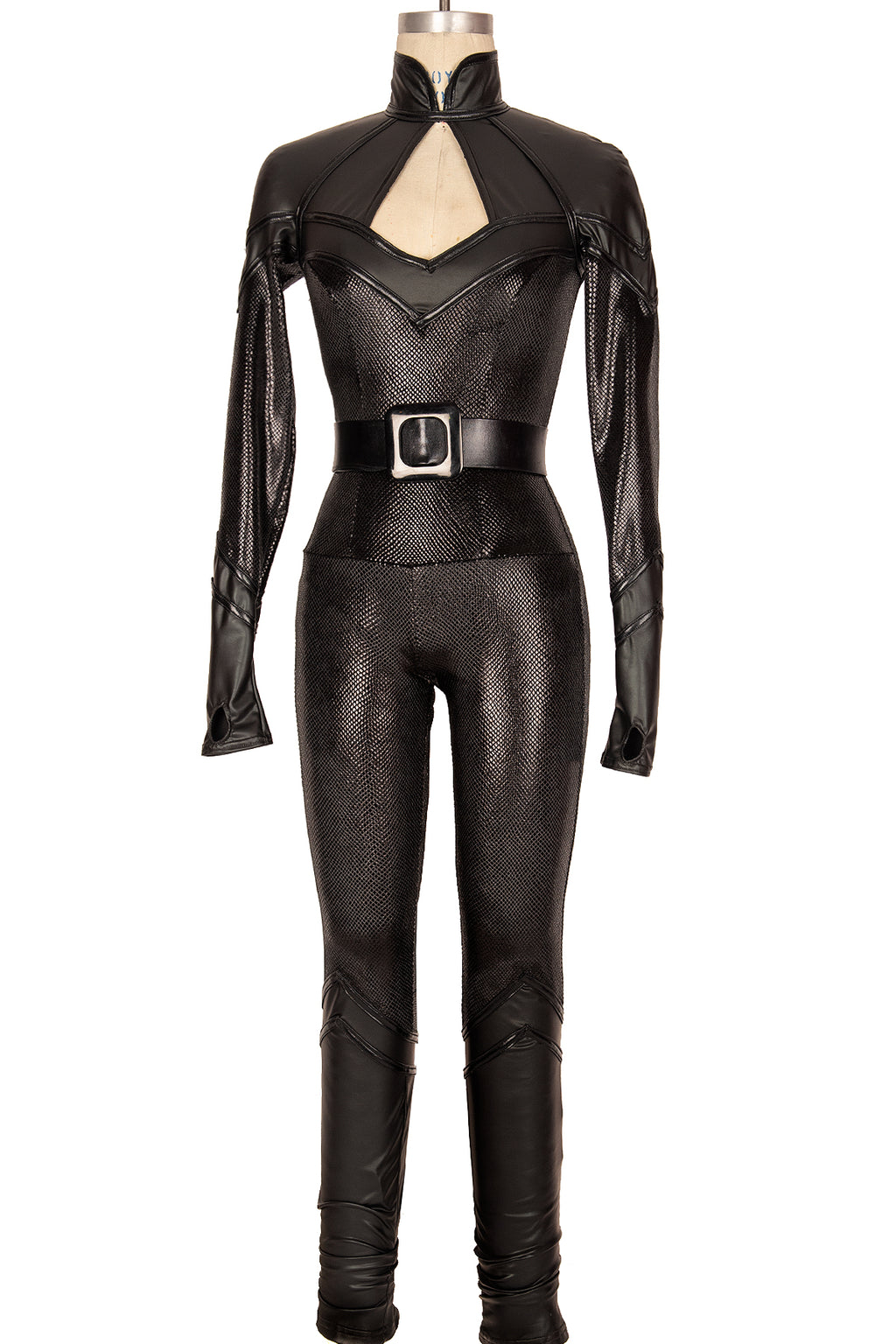 Black Widow Catsuit & Belt – Trashy.com